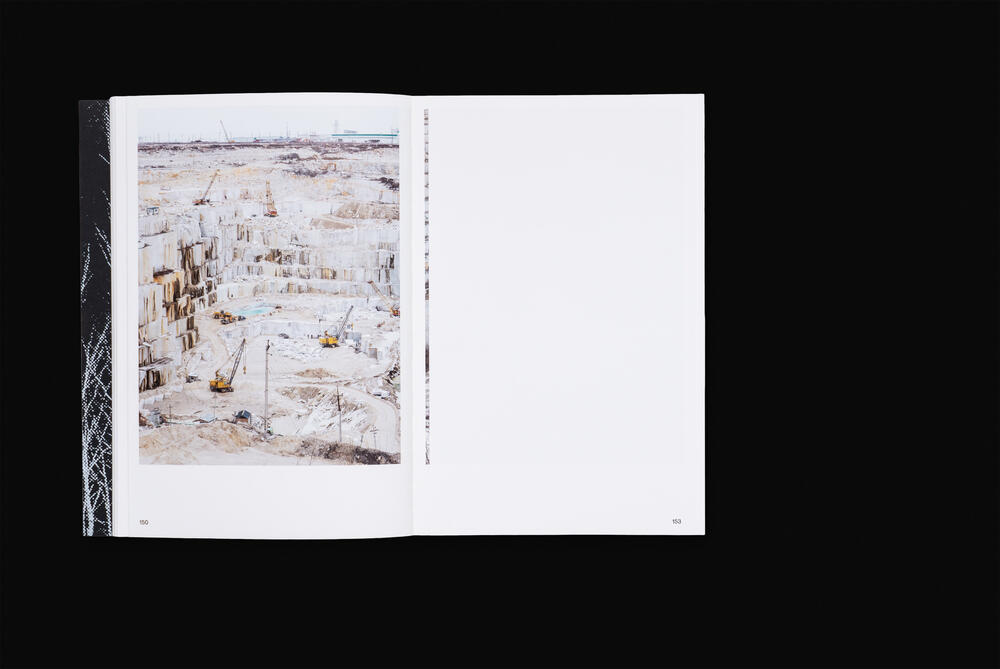 Image 6 of 14 from “A One Storied Country” by Ricardo Nunes