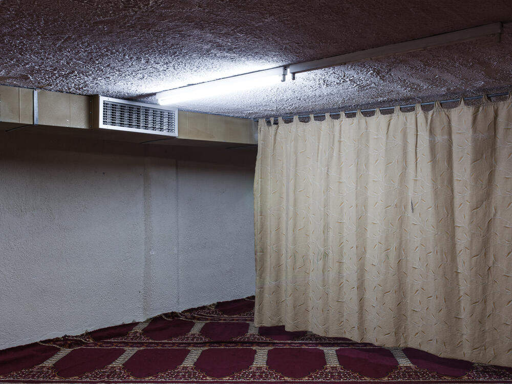 Image from page “Informal Mosques” (Photo: Ricardo Alves Ferreira Nunes)