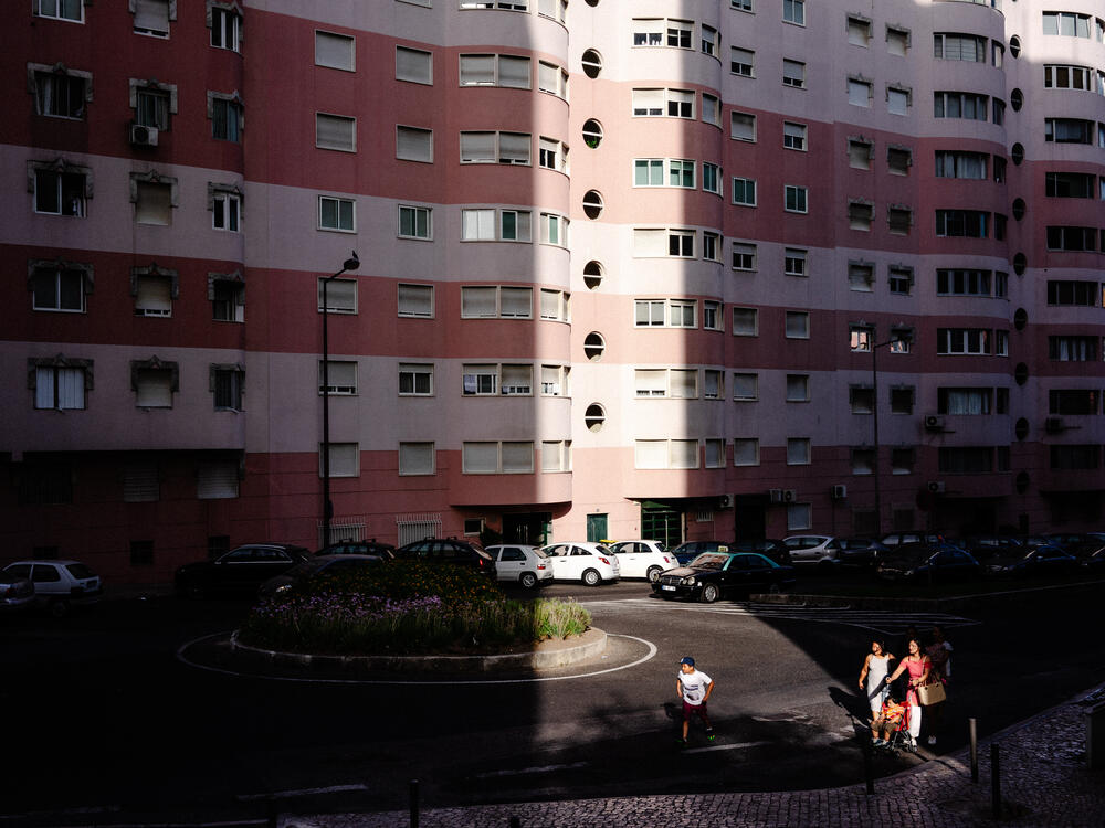 Image 7 of 16 from “Places of Disquiet” by Ricardo Nunes