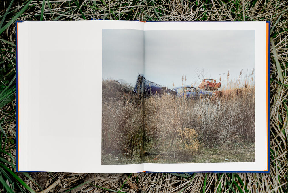 Image 8 of 12 from “The Hunter, the Woman & the Hut” by Ricardo Nunes